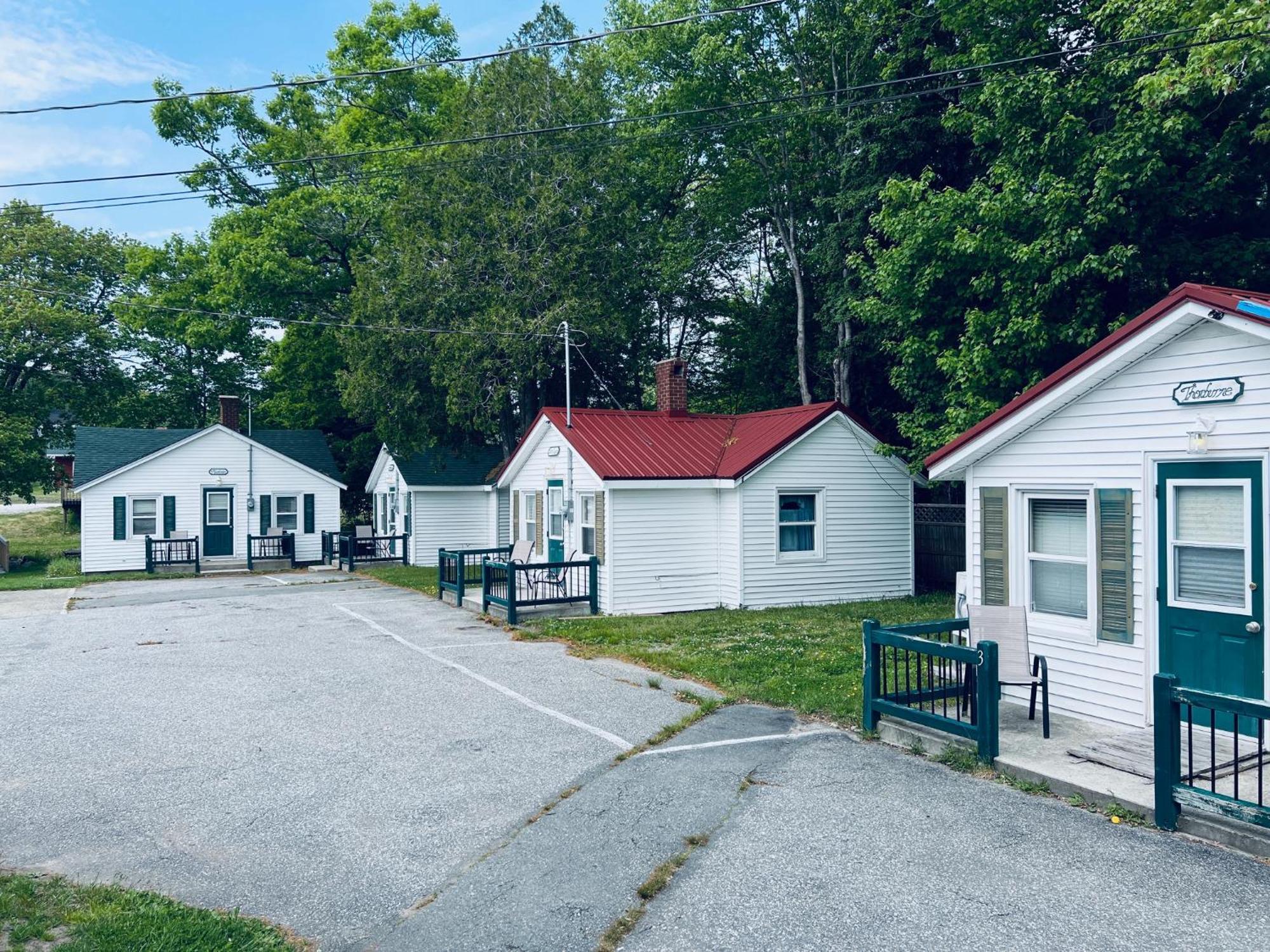 Mackenzie Motel & Cottages Shelburne Exterior foto